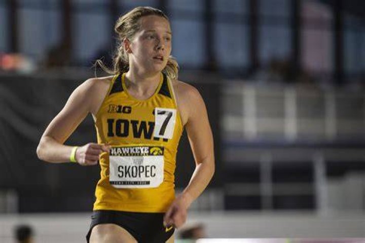 Senior Gabby Skopec reflects on past seasons as a Hawkeye runner The