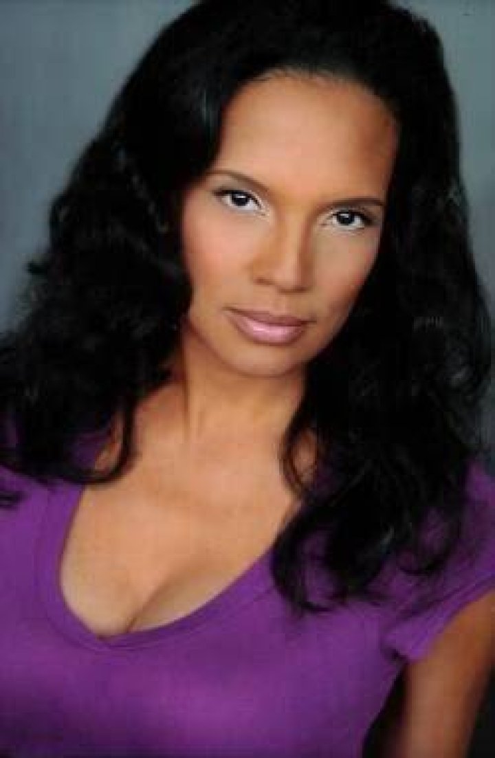 Shari HEADLEY Biographie et filmographie