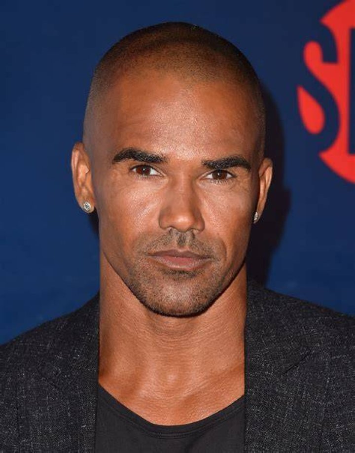 Shemar Moore rompe en llanto al revelar que su madre falleci&oacute; 'Estoy