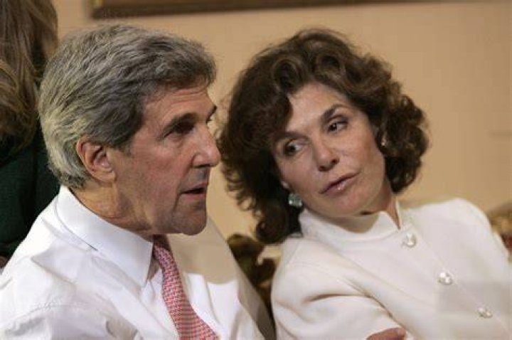 Teresa Heinz, John Kerry's Wife 5 Fast Facts