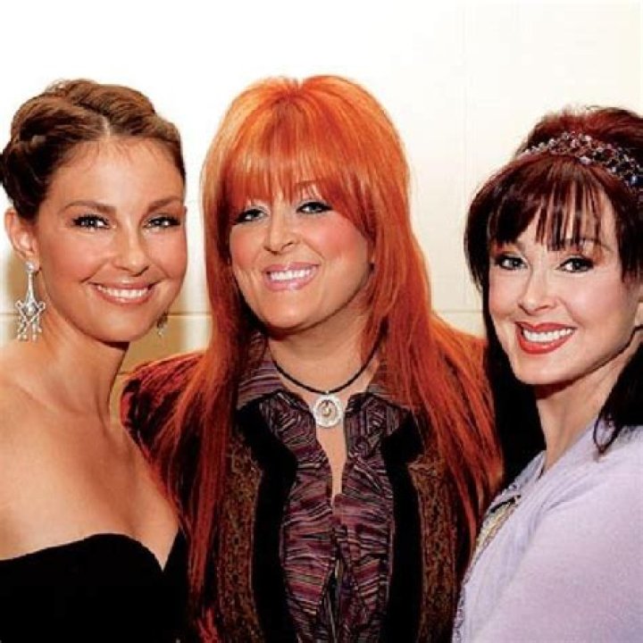 The JuddsAshley, Wynonna and their mother Naomi Celebrity Siblings