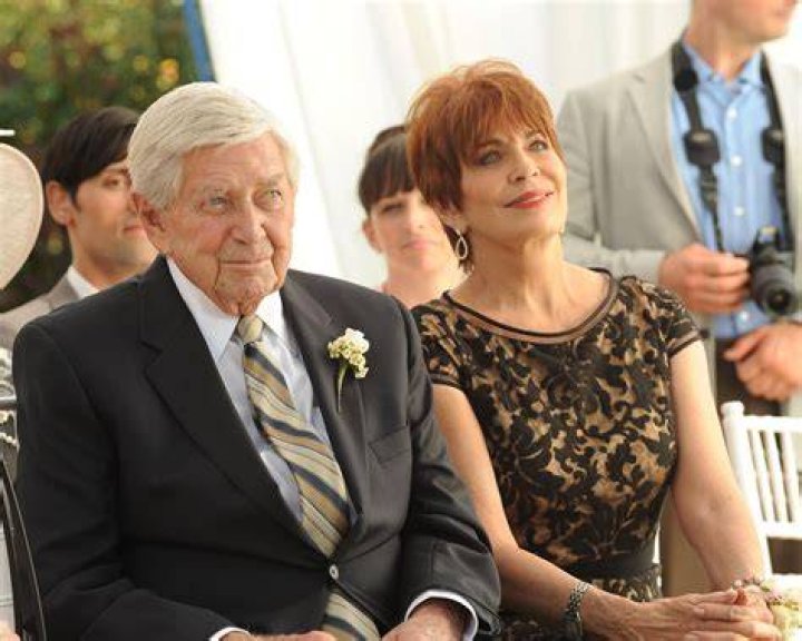 The Waltons Star Ralph Waite Dies Aged 85