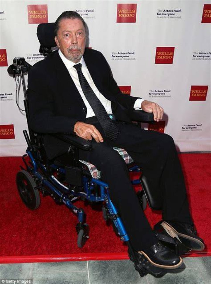Tim Curry accepts Lifetime Achievement Award at Tony Awards party