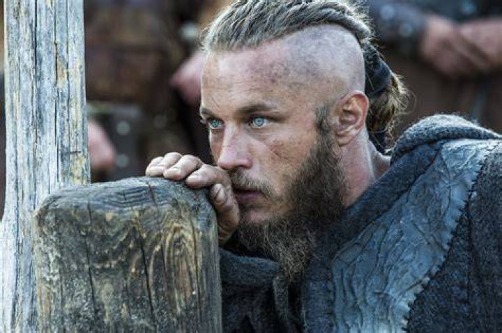 Travis Fimmel Shines in Vikings