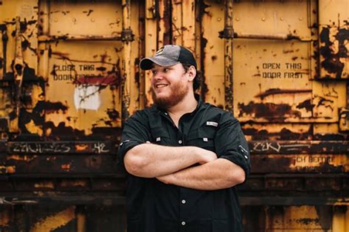 Unveiling The Truth: Luke Combs' Death Rumors Debunked