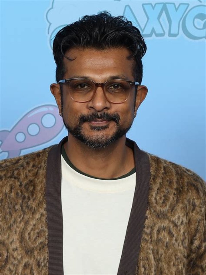 Utkarsh Ambudkar wiki HollywoodsMagazine