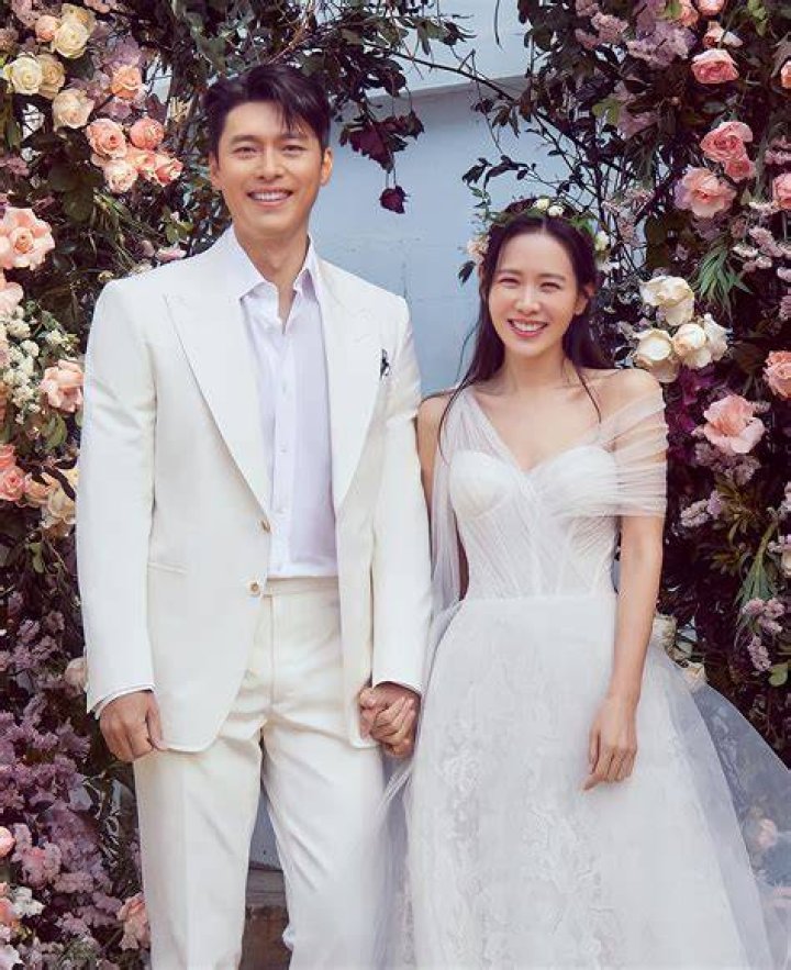 View Son Ye Jin Pictures Asian Celebrity Profile