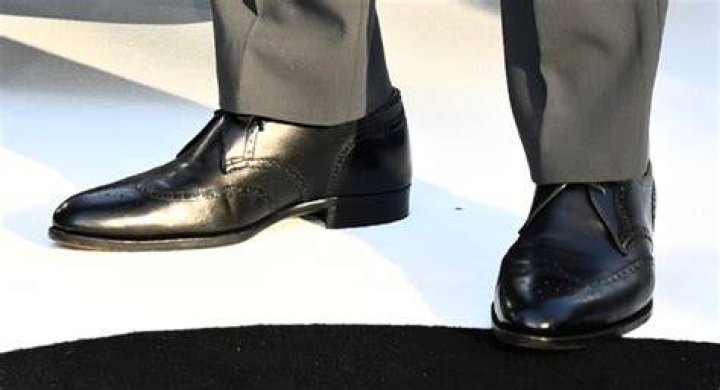What Shoes Did Tom Cruise Wear In Top Gun? Shoe Effect