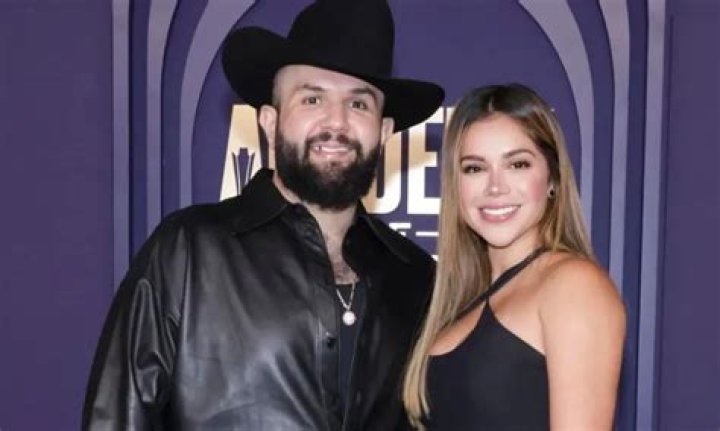Who is Carin Leon Wife? Know Everything About Her