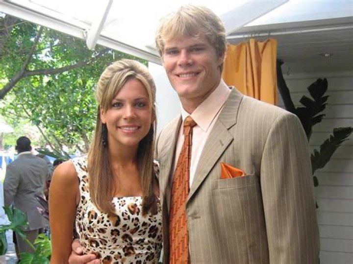 Who is Kara Olsen? Greg Olsen's Wife