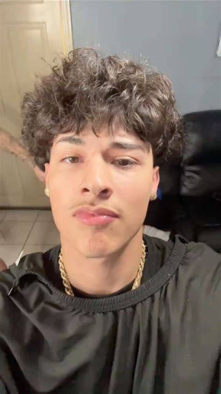 youcantfindalex in 2022 Cute mexican boys, Curly heads boys hispanic