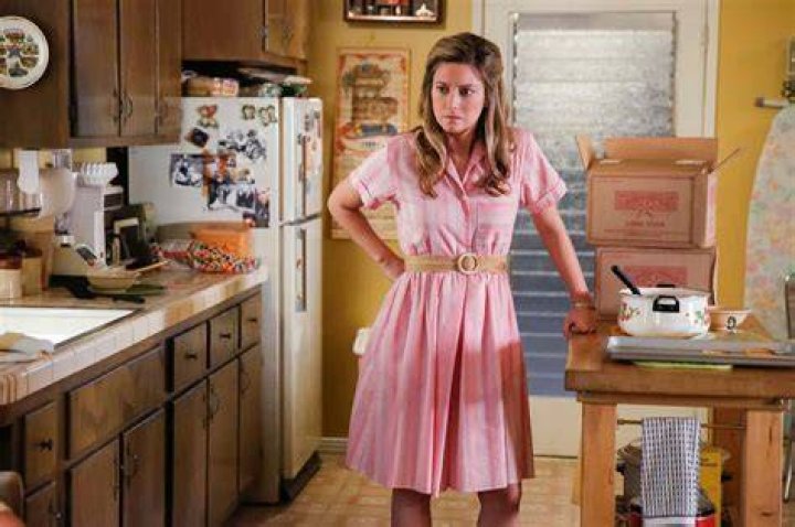 Young Sheldon Zoe Perry On Playing Younger Version Of Her Real Life